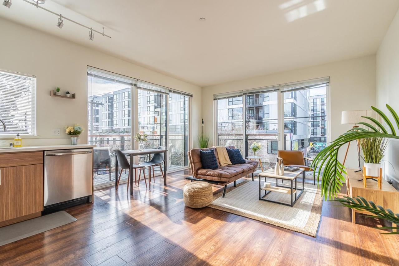 Close Downtown Modern Apartment - Pet Friendly, Wifi, Rooftop Views سياتل المظهر الخارجي الصورة