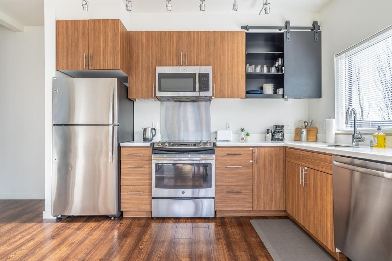 Close Downtown Modern Apartment - Pet Friendly, Wifi, Rooftop Views سياتل المظهر الخارجي الصورة